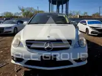 2010 Mercedes Benz R-Class photo