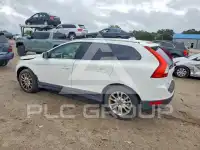 2010 Volvo XC60 photo