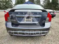 2010 Volvo S40 фото
