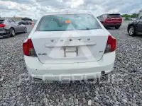 2010 Volvo S40 фото