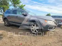 2010 Volvo XC70 photo