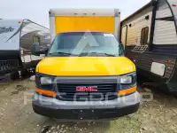 2010 GMC Savana photo