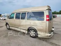 2010 GMC Savana photo
