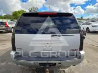 2010 GMC YUKON фото