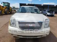 2010 GMC YUKON фото