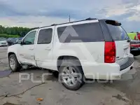2010 GMC YUKON фото