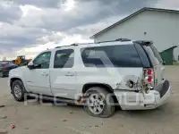 2010 GMC YUKON photo