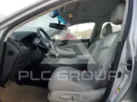 2010 Lexus ES350 photo