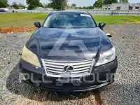 2010 Lexus ES350 photo