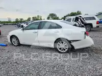 2010 Lexus ES350 photo