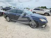 2010 Lexus ES350 photo