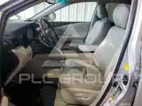 2010 Lexus RX350 photo