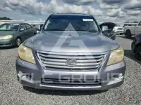 2010 Lexus LX570 photo