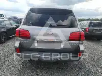 2010 Lexus LX570 photo