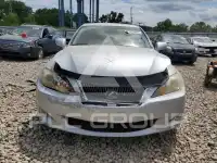 2010 Lexus IS photo