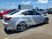 2010 Lexus IS photo