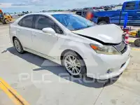 2010 Lexus HS photo