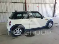 2010 Mini COOPER photo