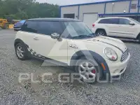 2010 Mini COOPER photo