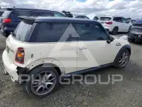 2010 Mini COOPER photo