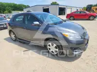 2010 Toyota MATRIX photo