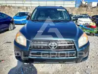 2010 Toyota RAV4 photo