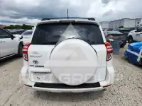 2010 Toyota RAV4 photo