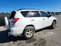 2010 Toyota RAV4 photo