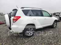 2010 Toyota RAV4 photo