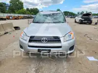 2010 Toyota RAV4 фото