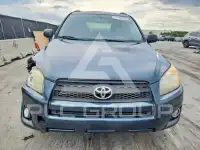 2010 Toyota RAV4 photo