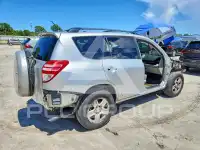 2010 Toyota RAV4 фото