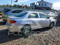 2010 Toyota COROLLA фото