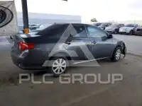 2010 Toyota COROLLA фото