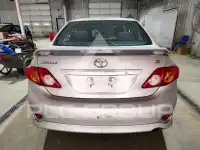 2010 Toyota COROLLA фото