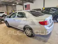 2010 Toyota COROLLA фото