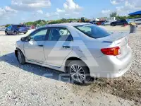 2010 Toyota COROLLA фото