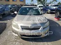 2010 Toyota COROLLA фото