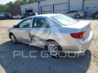 2010 Toyota COROLLA фото