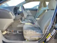 2010 Toyota COROLLA фото