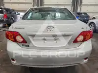 2010 Toyota COROLLA фото