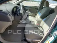 2010 Toyota COROLLA фото