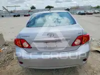 2010 Toyota COROLLA фото