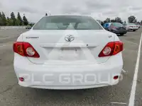 2010 Toyota COROLLA фото
