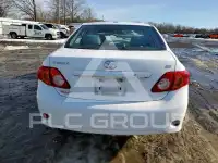 2010 Toyota COROLLA фото