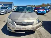 2010 Toyota COROLLA фото