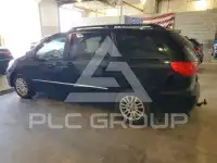 2010 Toyota SIENNA фото