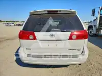 2010 Toyota SIENNA фото