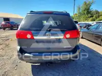 2010 Toyota SIENNA фото