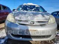 2010 Toyota SIENNA photo